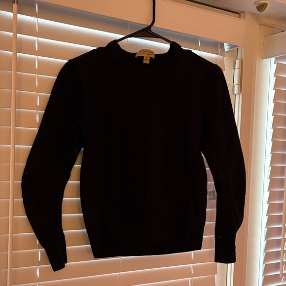 Men's black Burberry Sweater